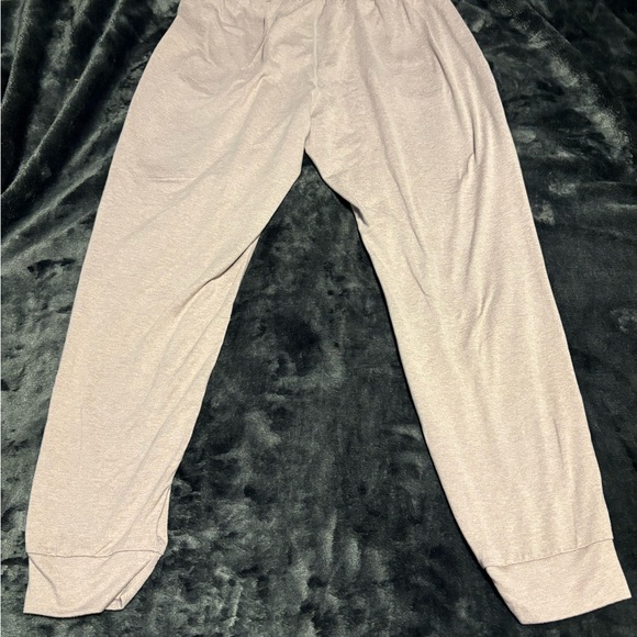 Vuori Women's Light Gray Joggers - Picture 2 of 2